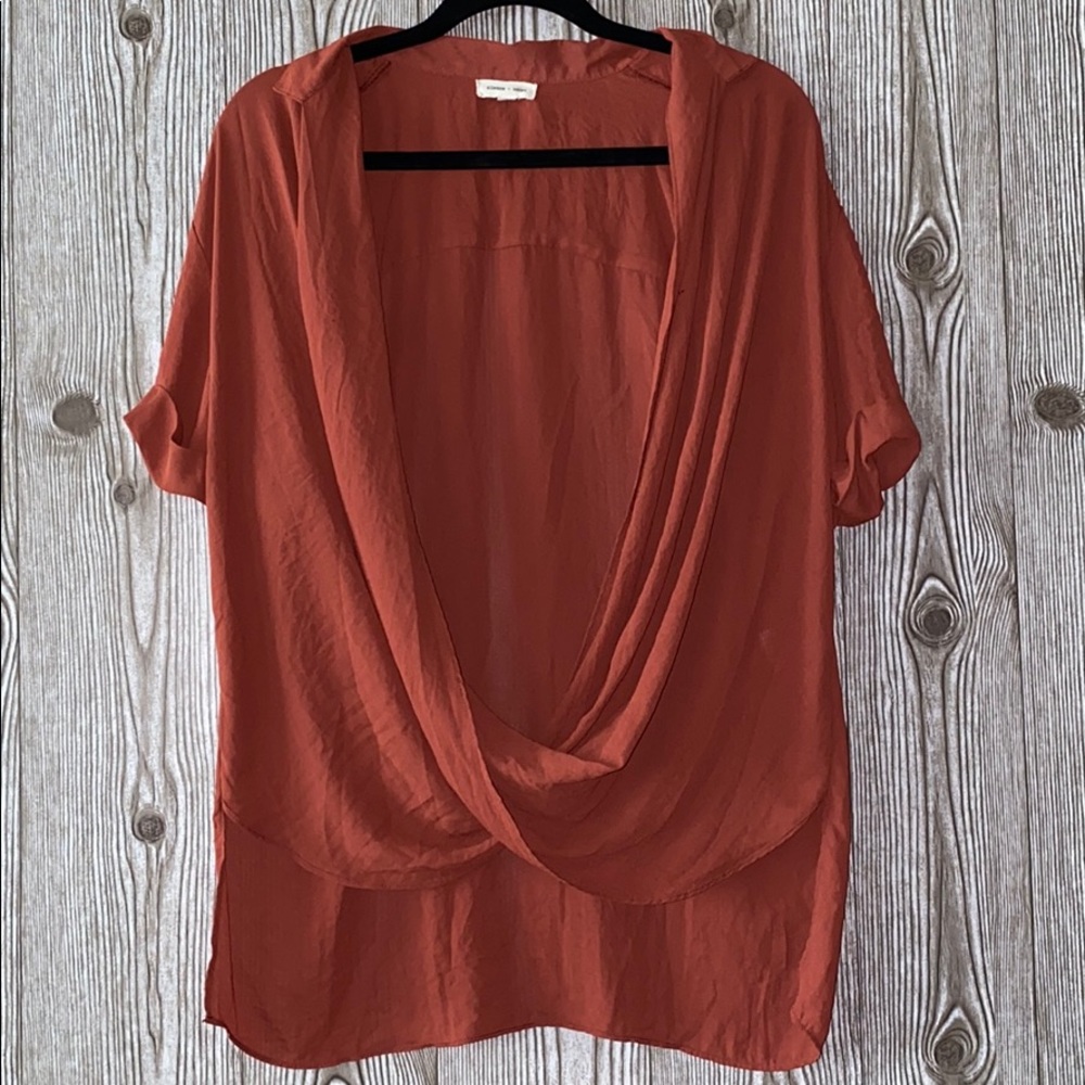 Short sleeve blouse size medium